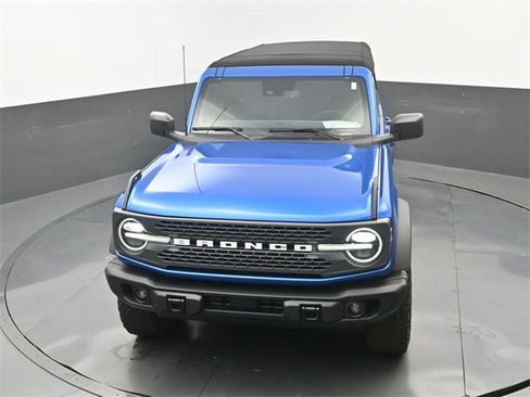 Used 2023 Ford Bronco Badlands image 29
