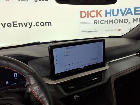 Used 2025 Ford Explorer ST AWD/4WD image 24
