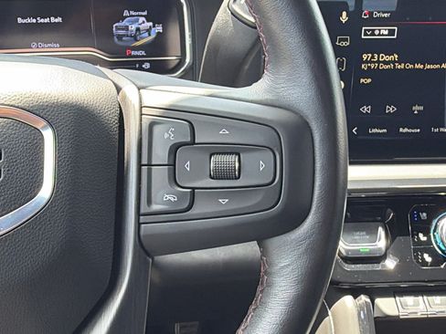 Used 2025 GMC Sierra 2500 AT4X AWD/4WD image 23