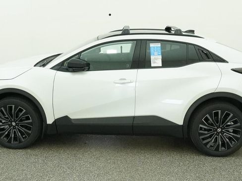 New 2026 Toyota C-HR AWD/4WD image 3