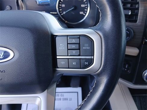 Used 2023 Ford Expedition Limited image 20