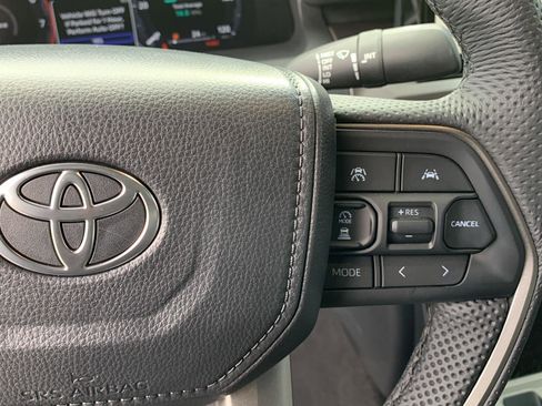 Used 2026 Toyota Tacoma TRD Off-Road AWD/4WD image 23