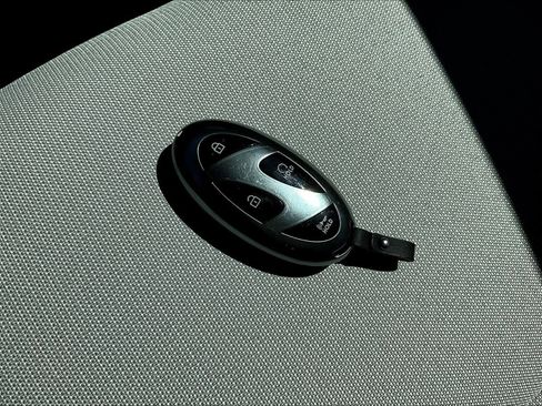 Used 2024 Hyundai Kona SEL w/ Convenience Package image 29