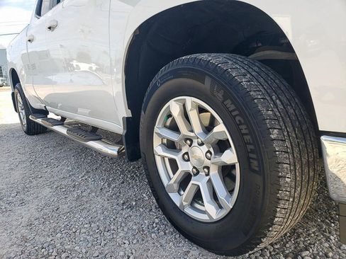 Used 2023 Chevrolet Silverado 1500 LT image 33