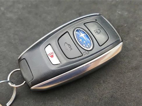 Used 2025 Subaru Crosstrek 2.0i Premium AWD/4WD image 21