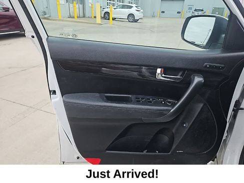 Used 2012 Kia Sorento SX w/ SX Premium Pkg image 14