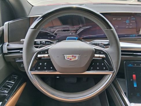 New 2026 Cadillac Escalade ESV Luxury RWD image 9