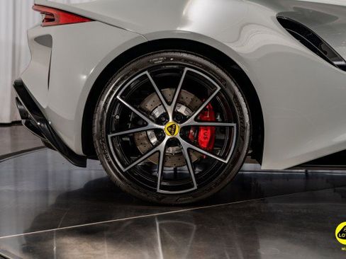 New 2025 Lotus Emira image 18