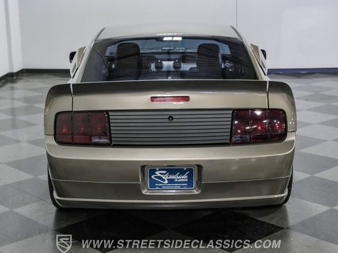 Used 2005 Ford Mustang GT image 33