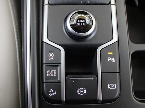 New 2026 Kia Sorento S AWD/4WD image 32