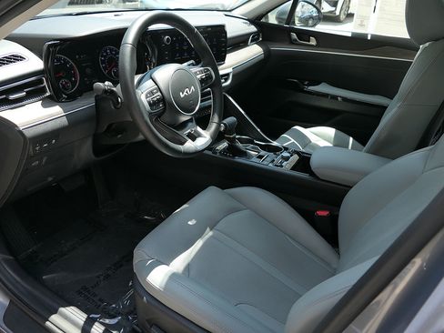 Used 2023 Kia K5 EX FWD image 10
