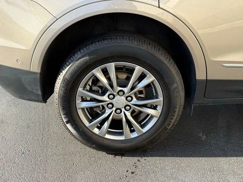 Used 2023 Cadillac XT5 Premium Luxury w/ Technology Package image 11