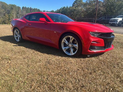 Used 2019 Chevrolet Camaro SS image 6