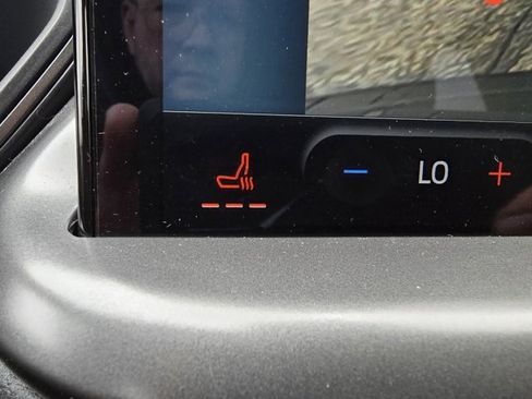 Used 2023 Ford Escape SE image 23