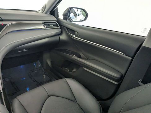 Used 2019 Toyota Camry XSE w/ Driver Assist Package image 34