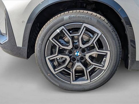 New 2026 BMW X1 xDrive28i AWD/4WD image 10