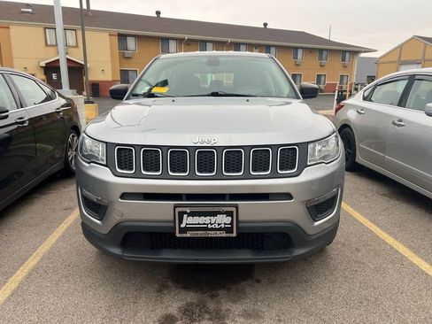 Used 2020 Jeep Compass Sport w/ Cold Weather Group image 2
