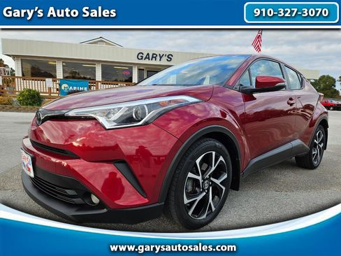 Used 2018 Toyota C-HR XLE image 1