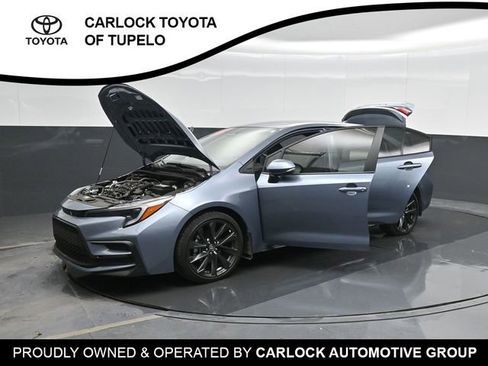 Used 2025 Toyota Corolla SE image 39