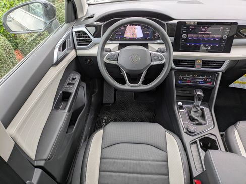 New 2026 Volkswagen Taos SEL image 16