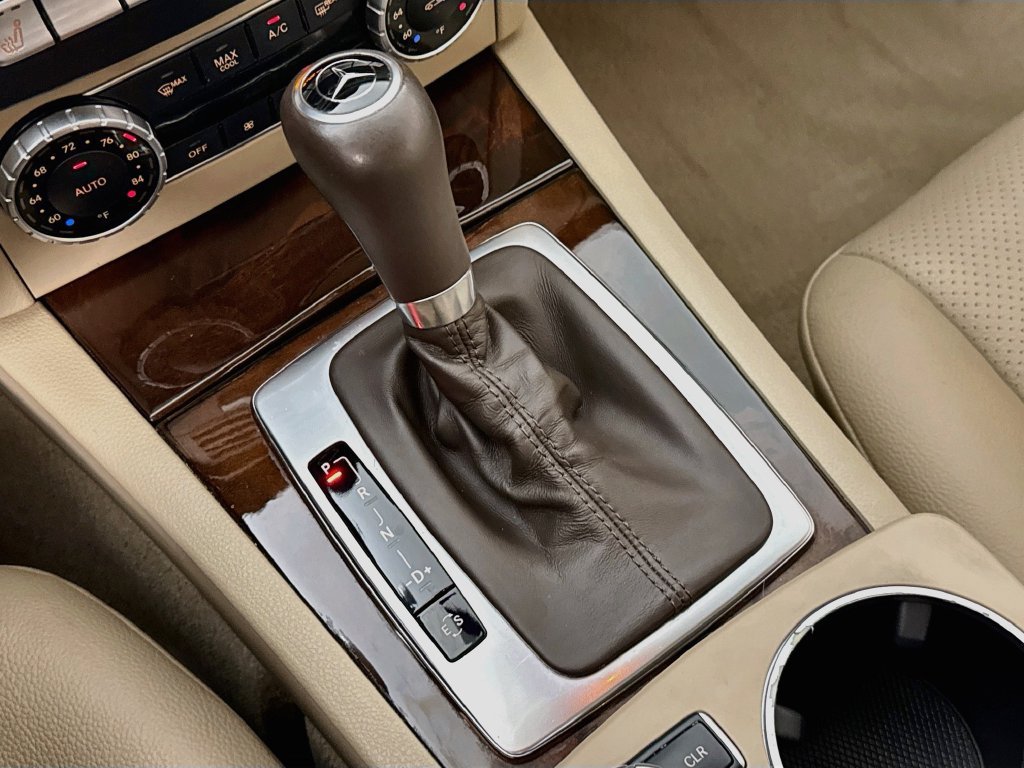 Used 2014 Mercedes-Benz C 250 Sedan image 19