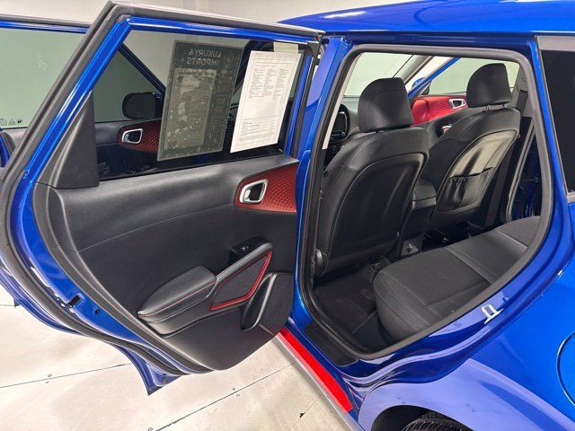 Used 2020 Kia Soul GT-Line Turbo FWD image 24
