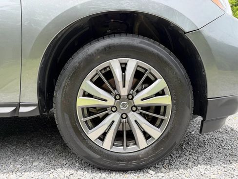 Used 2020 Nissan Pathfinder SL AWD/4WD image 50