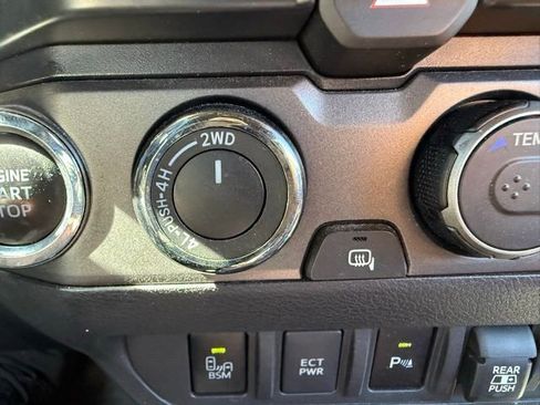 Used 2021 Toyota Tacoma TRD Off-Road w/ Technology Package image 14