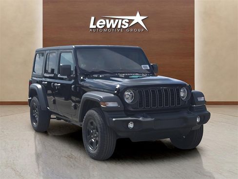 Used 2025 Jeep Wrangler Sport image 6