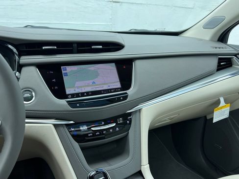 New 2026 Cadillac XT5 Premium Luxury w/ LPO, ONYX Package FWD image 42