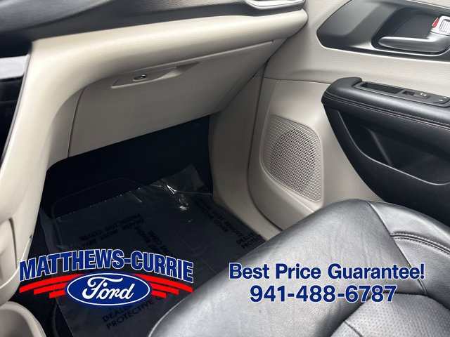 Used 2020 Chrysler Pacifica Touring-L FWD image 27