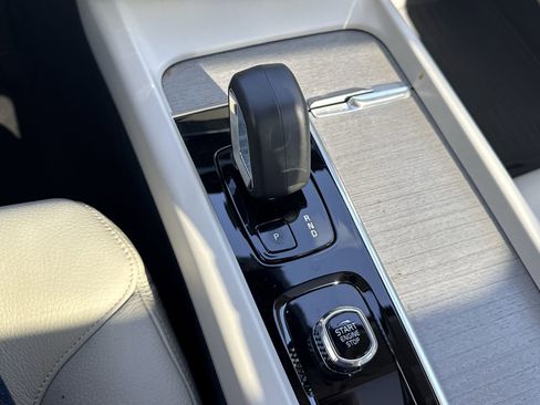 Used 2023 Volvo S60 B5 Plus w/ Climate Package image 16