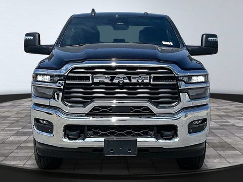 Used 2025 RAM 2500 Big Horn AWD/4WD image 28