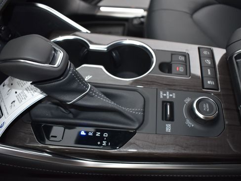 Used 2022 Toyota Highlander Platinum image 22