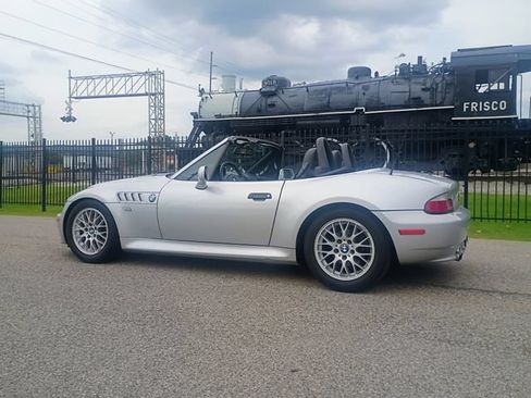 Used 2002 BMW Z3 2.5i RWD image 9