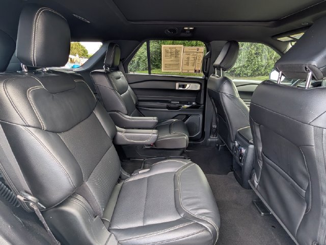 Used 2021 Ford Explorer ST w/ Equipment Group 401A AWD/4WD image 35
