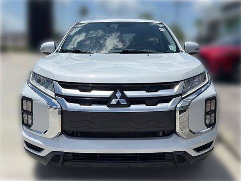 Used 2022 Mitsubishi Outlander Sport SE AWD/4WD image 2
