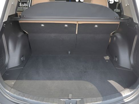 Used 2015 Toyota RAV4 XLE FWD image 18