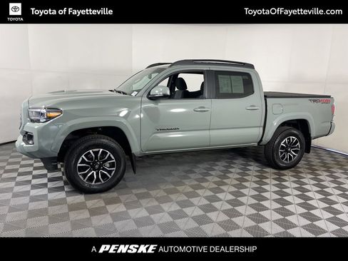 Used 2023 Toyota Tacoma TRD Sport image 2