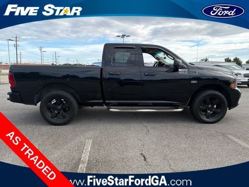 Used 2012 RAM 1500 Express RWD image 2