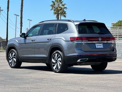 Used 2025 Volkswagen Atlas SE