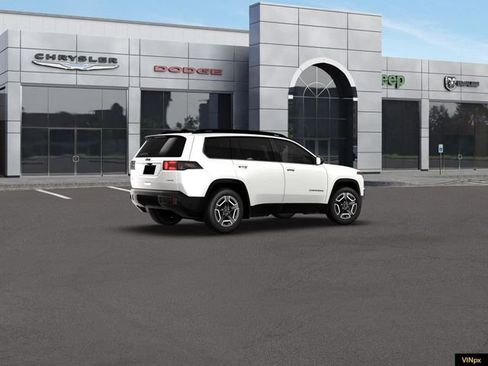 New 2026 Jeep Cherokee Laredo image 8