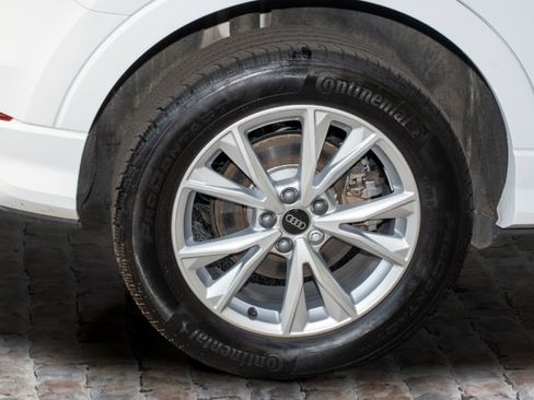 Used 2025 Audi Q3 2.0T Premium image 42