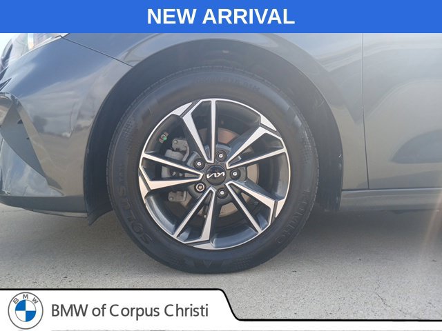 Used 2024 Kia Forte LXS w/ LXS Technology Package FWD image 5
