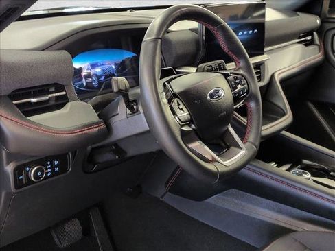 Used 2025 Ford Explorer ST-Line image 10