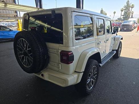 Used 2024 Jeep Wrangler High Altitude AWD/4WD image 4