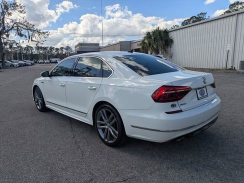 Used 2017 Volkswagen Passat 1.8T R-Line image 6