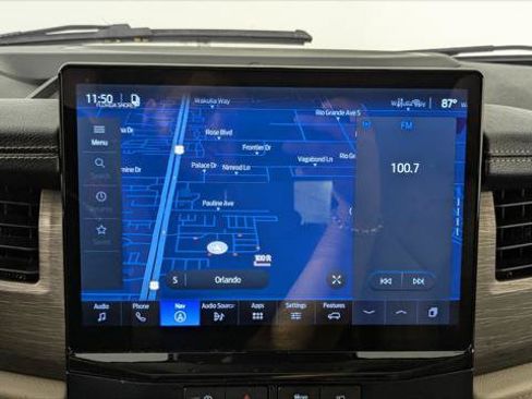 Used 2024 Ford Expedition Limited AWD/4WD image 31