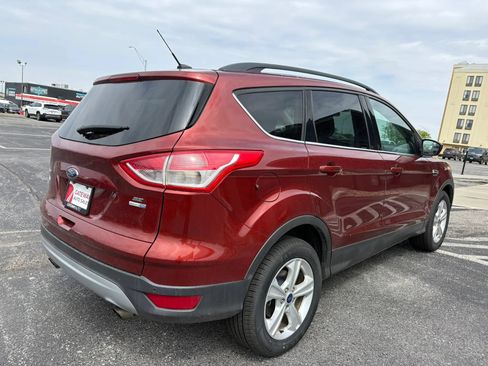 Used 2016 Ford Escape SE w/ Equipment Group 201A AWD/4WD image 5