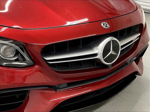 Used 2019 Mercedes-Benz E 63 AMG S image 38